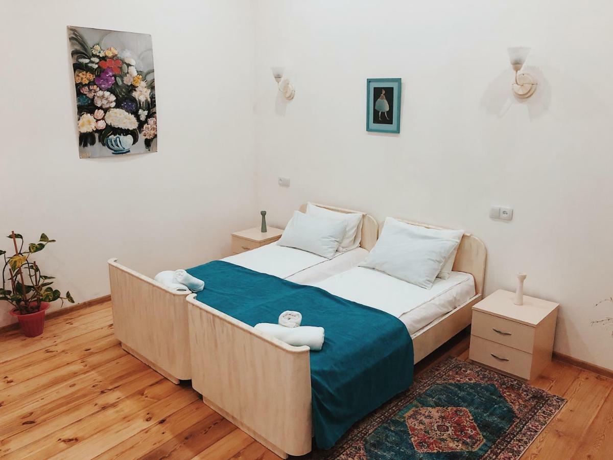 Tamaras Apartment Tbilisi Exteriör bild